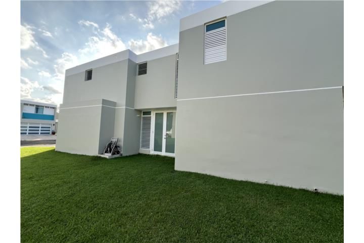 93vf+xjc Canovanas 00729 PR