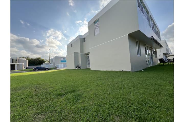 93vf+xjc Canovanas 00729 PR