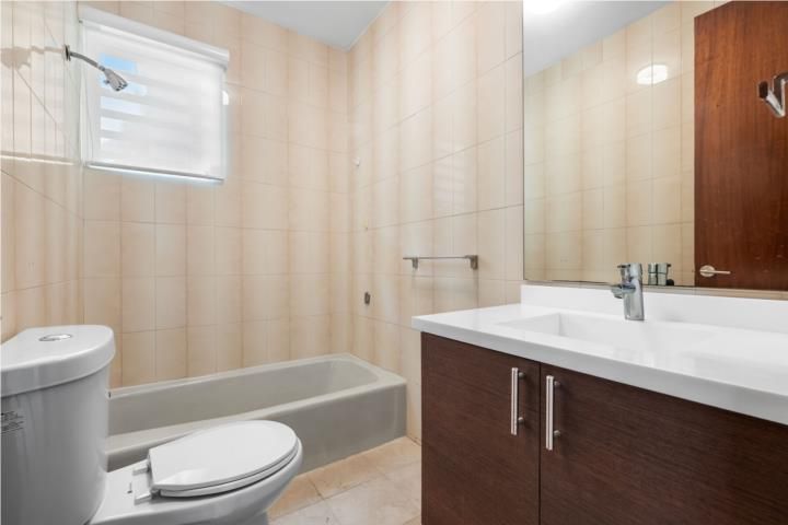 612 Cll Tintillo Guaynabo 00966 PR