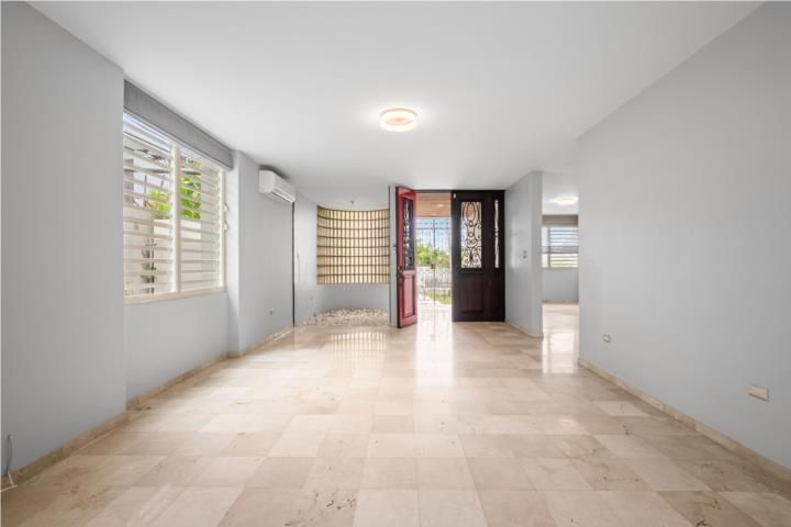 612 Cll Tintillo Guaynabo 00966 PR