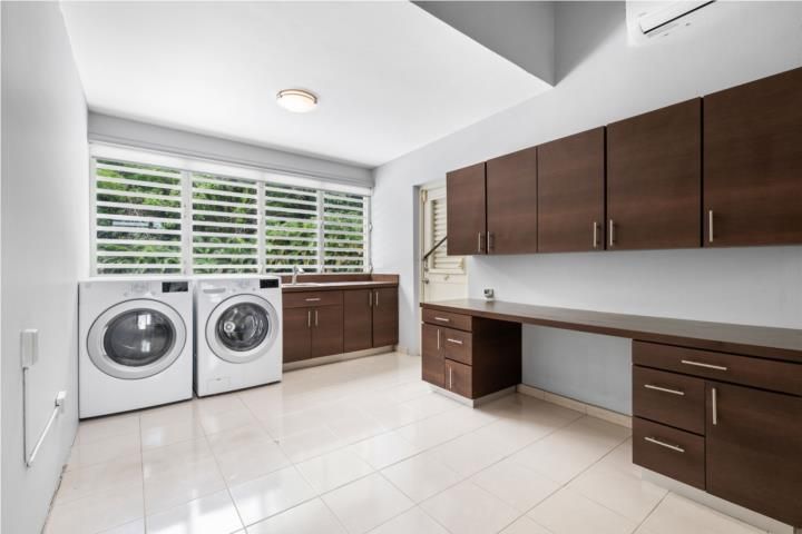 612 Cll Tintillo Guaynabo 00966 PR