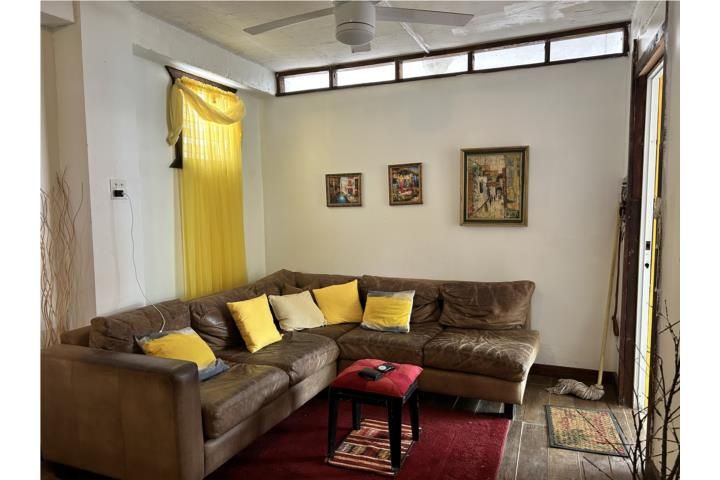 Urb Vista Verded C11 #454 Aguadilla 00603 PR