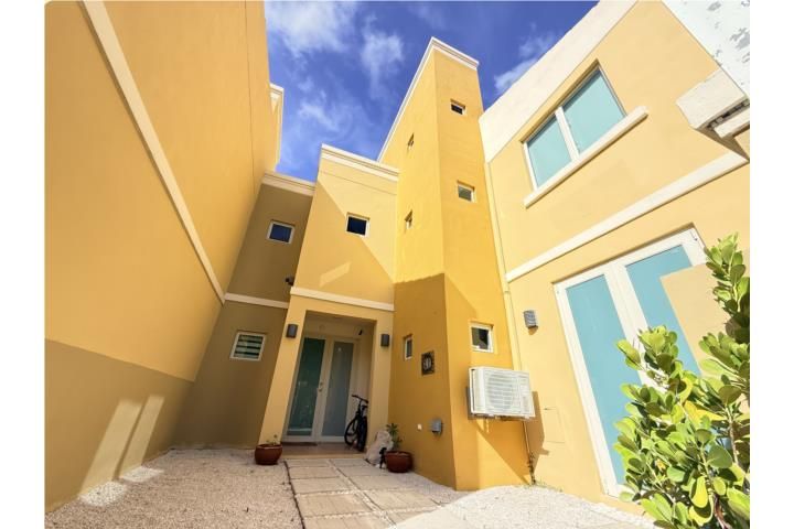 90 Candelero Dr Humacao 00791 PR