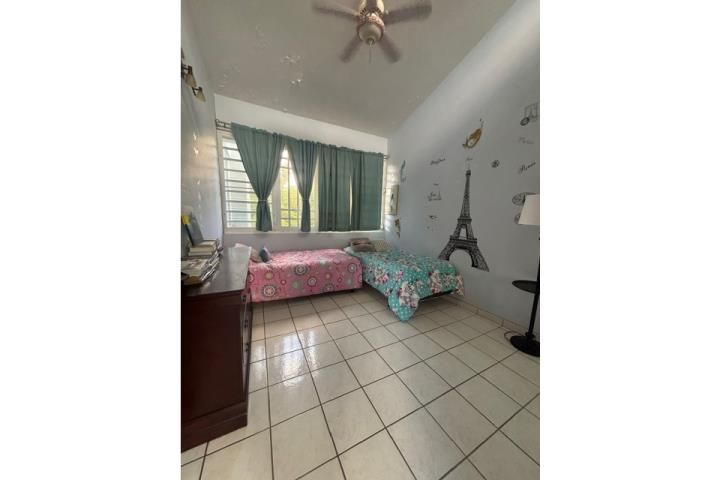 Navarro Gurabo 00778 PR