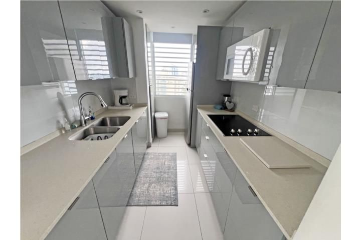 5803 José M. Tartak Ave Carolina 00979 PR