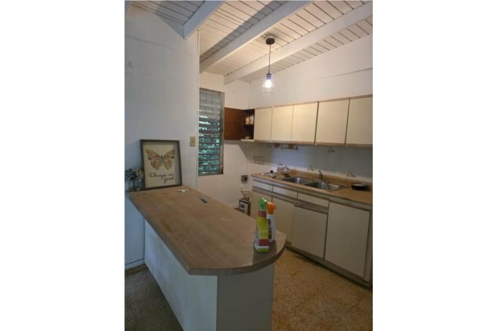 Calle Candelaria Lajas 00667 PR
