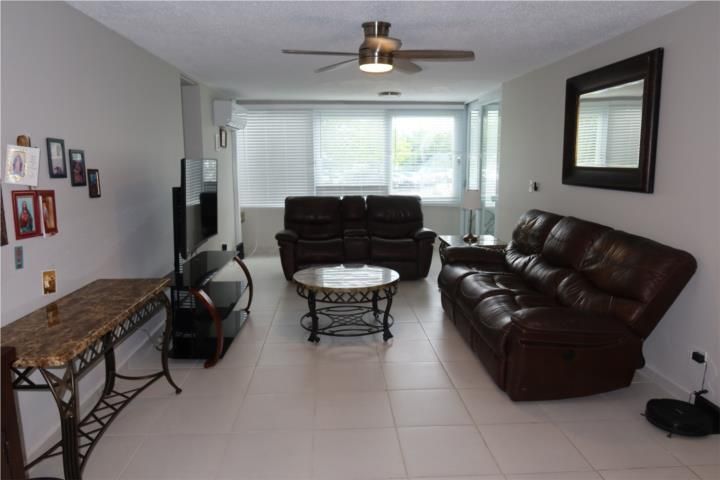 27 Ave Laguna #33 Carolina 00979 PR