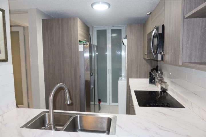 27 Ave Laguna #33 Carolina 00979 PR