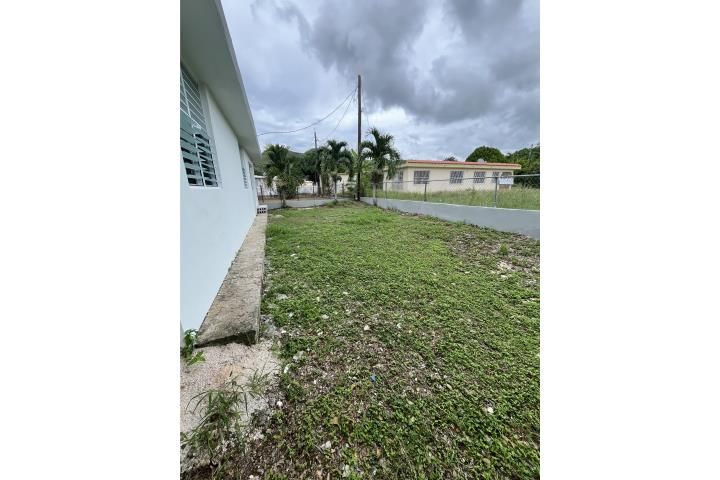 Lucchetti Yauco 00698 PR