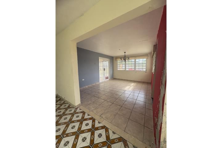 Las Cuevas Trujillo Alto 00976 PR