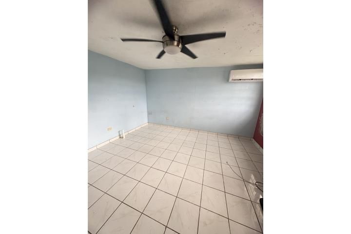 Las Cuevas Trujillo Alto 00976 PR
