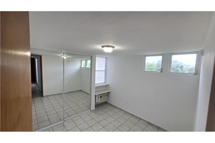 9w55+w26 Guaynabo 00969 PR