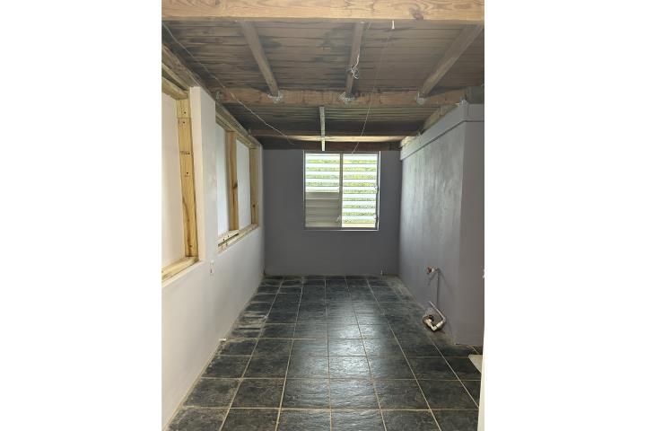 Montoso Mayaguez 00680 PR