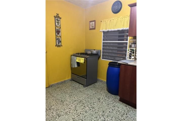 Montoso Mayaguez 00680 PR
