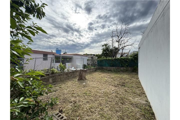 F69v+vg9 Q 21 Arecibo 00612 PR