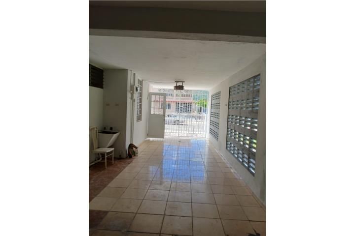 Villas Del Rey 2 Caguas 00725 PR