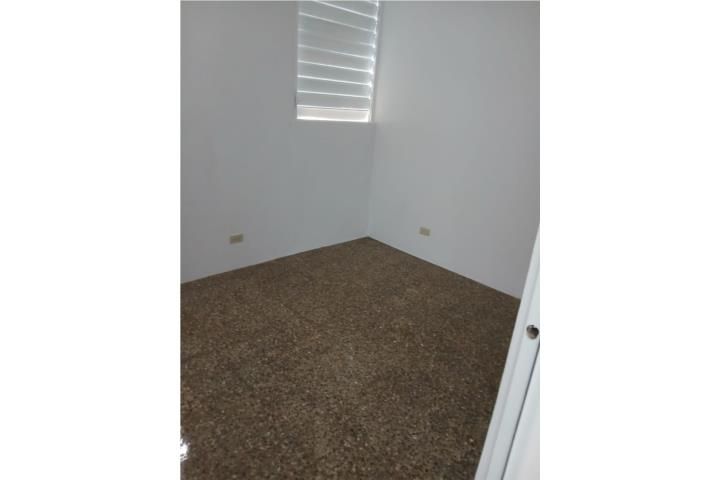 Villas Del Rey 2 Caguas 00725 PR