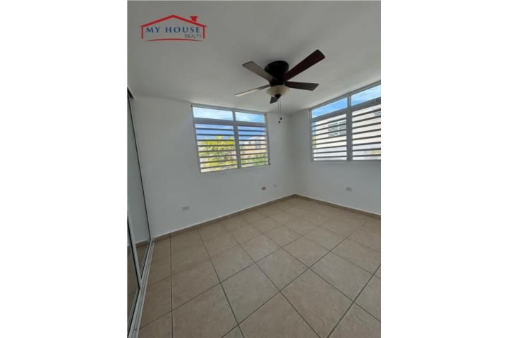 12 C. Real Palm Vega Alta 00692 PR