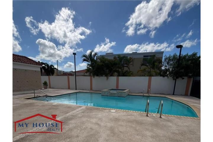 12 C. Real Palm Vega Alta 00692 PR