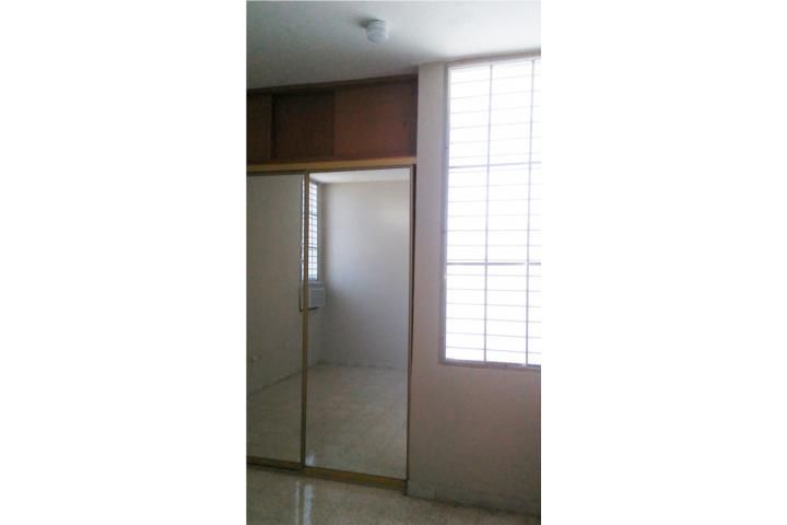 293p+49c Ponce 00717 PR