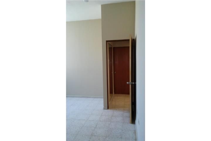 293p+49c Ponce 00717 PR