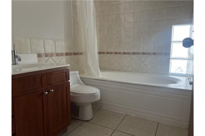 Urb. Andreas Court Trujillo Alto 00976 PR