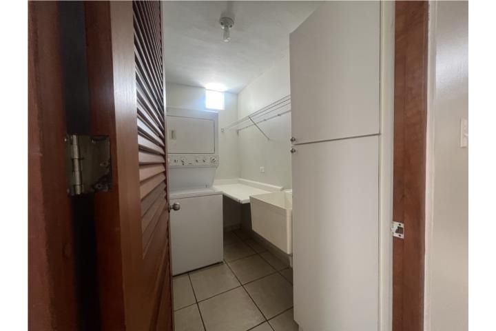 Urb. Andreas Court Trujillo Alto 00976 PR