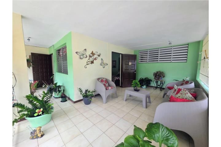 Frontón Ciales 00638 PR