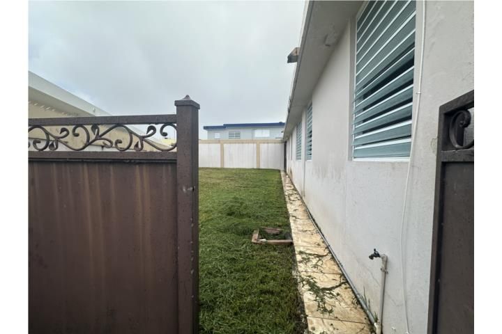 Calle 1 Casa B1 San Sebastian 00685 PR