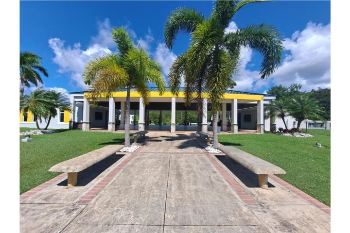 68fc+r6p Naguabo 00718 PR