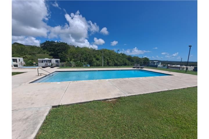 68fc+r6p Naguabo 00718 PR