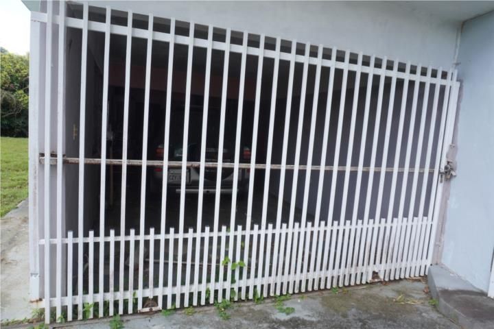 Palos Blancos Corozal 00783 PR
