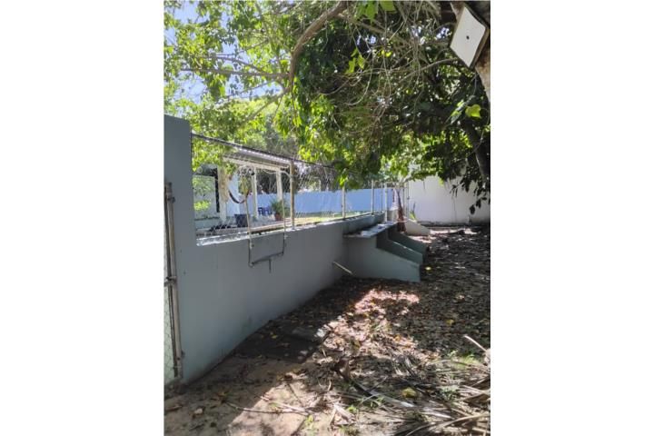 Islote Arecibo 00612 PR