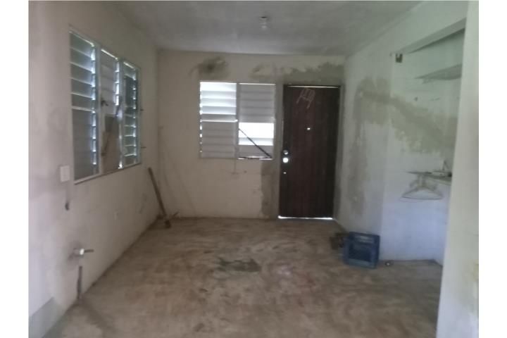 Santa Olaya Bayamon 00956 PR