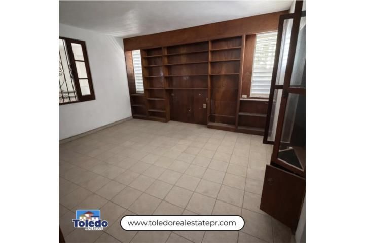 Reparto Márquez Arecibo 00612 PR