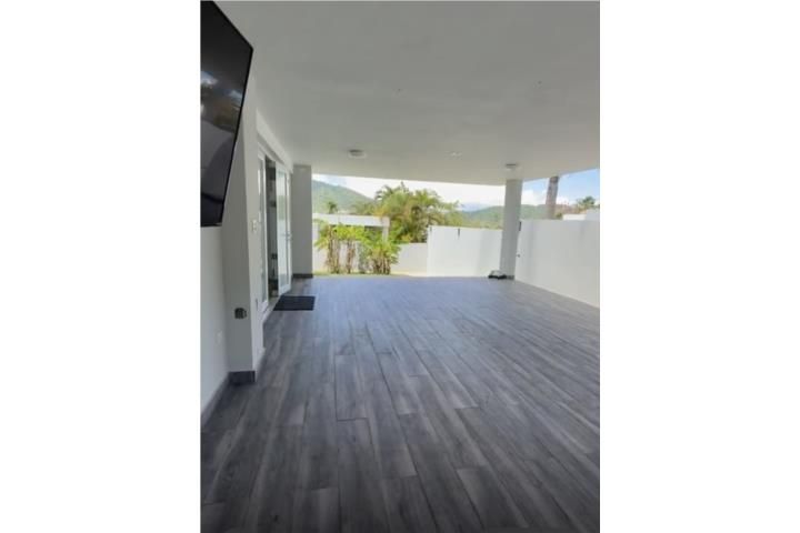 Ciudad Jardín Caguas 00727 PR