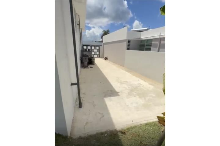 Ciudad Jardín Caguas 00727 PR