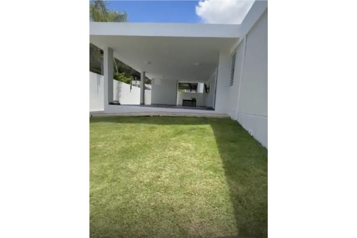 Ciudad Jardín Caguas 00727 PR