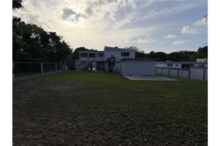 Manatí Manati 00674 PR