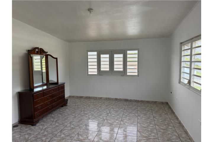 Manatí Manati 00674 PR