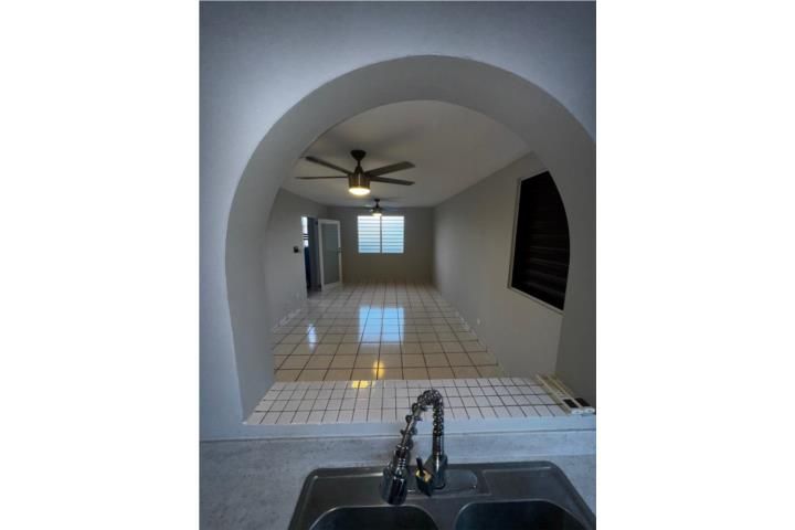 Villas De Levittown Toa Baja 00949 PR