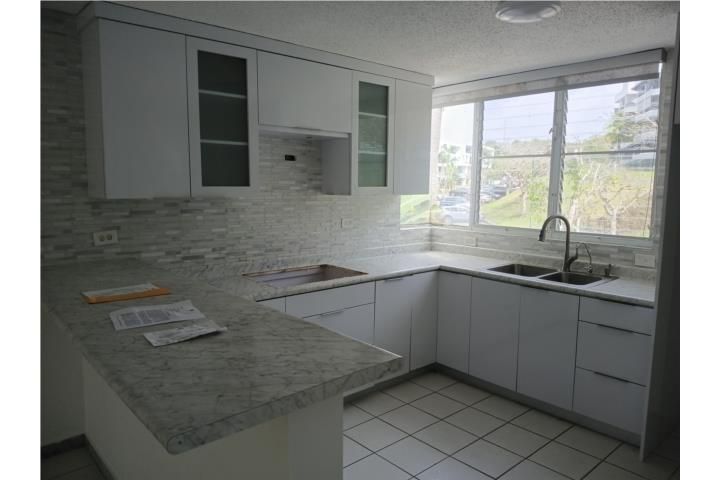 5209 Cll Aventura Trujillo Alto 00976 PR
