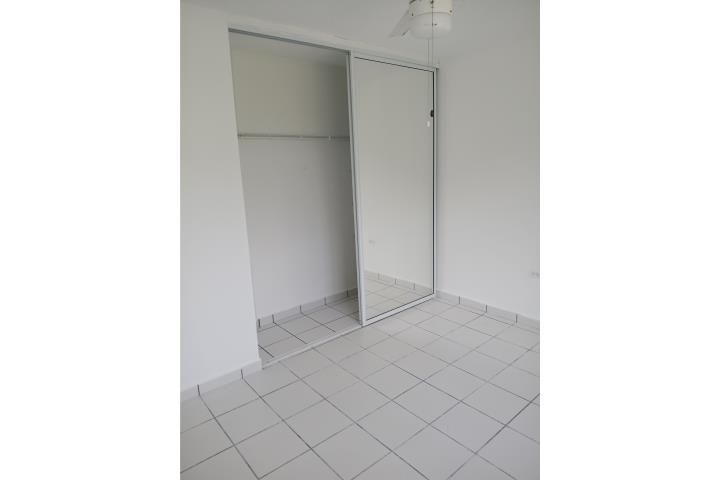 5209 Cll Aventura Trujillo Alto 00976 PR