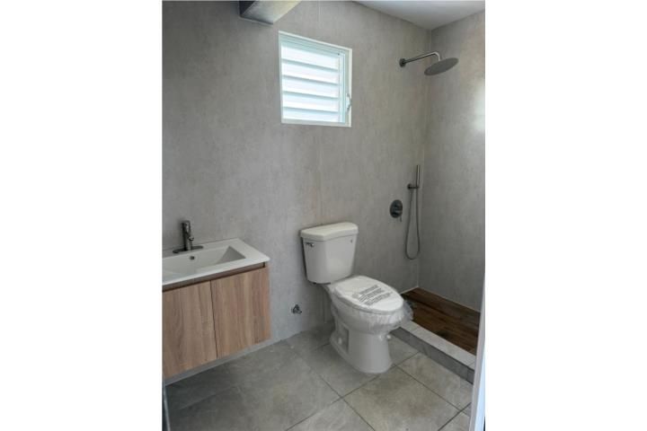 58 Calle Escute Juncos Pr Juncos 00777 PR