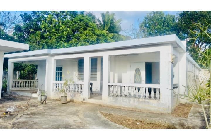 Jardines De Toa Alta Toa Alta 00953 PR
