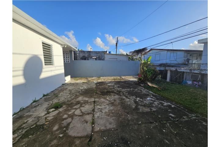 Santa Juanita Bayamon 00956 PR