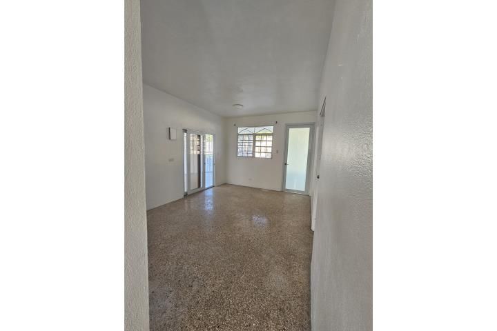 Santa Juanita Bayamon 00956 PR