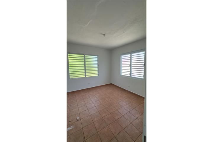 Candelero Abajo Humacao 00791 PR