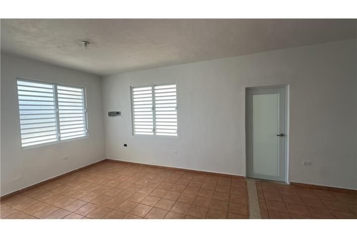 Candelero Abajo Humacao 00791 PR