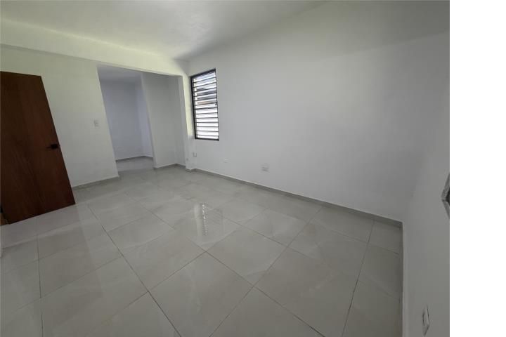 Calle Riverside Guaynabo 00971 PR